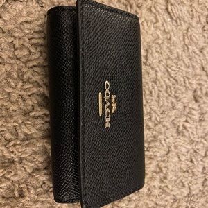 COACH 6 ring keyholder 🔑